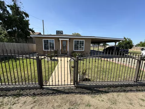207 E Beacon Ave, Tulare, CA 93274 photo 6