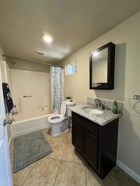 207 E Beacon Ave, Tulare, CA 93274 photo 28