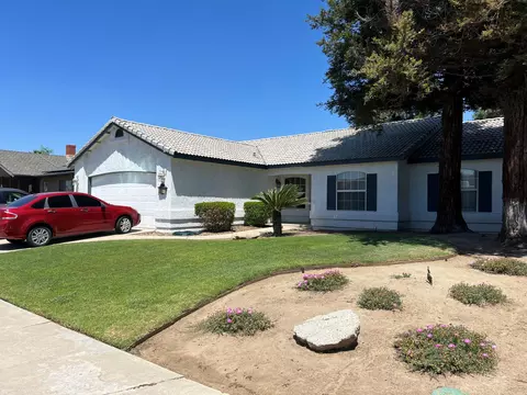 1832 E Bridger Ave, Tulare, CA 93274