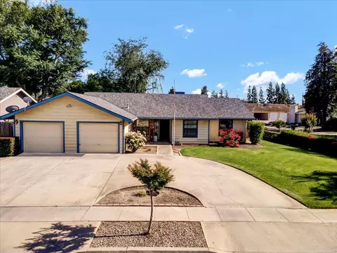 1151 E Ben Franklin Ave, Tulare, CA 93274