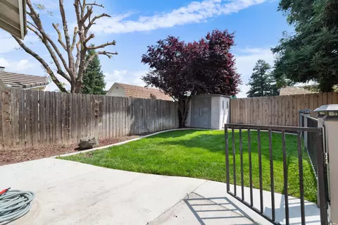 1237 E Richard Smith Ave, Tulare, CA 93274 photo 48