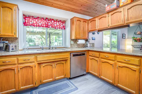 40825 Grouse Dr, Three Rivers, CA 93271 photo 9