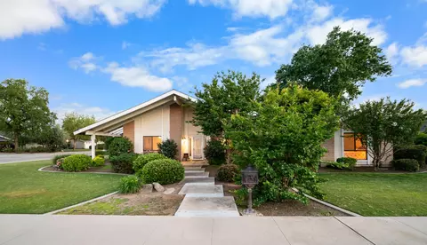 3815 W School Ave, Visalia, CA 93291