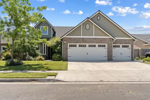 2561 Ship Rock Ave, Tulare, CA 93274