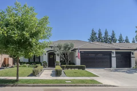 5915 W Modoc Ave, Visalia, CA 93291