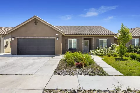 681 Castellina St, Lemoore, CA 93245