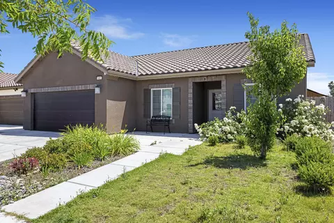 681 Castellina St, Lemoore, CA 93245 photo 4