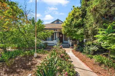 1447 W Caldwell Ave, Visalia, CA 93277