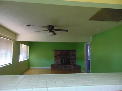 69 Grand Ave, Lemoore, CA 93245 photo 6