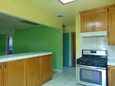 69 Grand Ave, Lemoore, CA 93245 photo 5