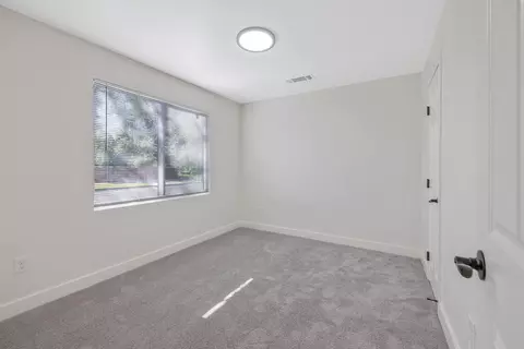 136 Hamlet St, Lemoore, CA 93245 photo 20