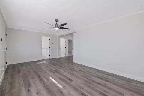 136 Hamlet St, Lemoore, CA 93245 photo 8