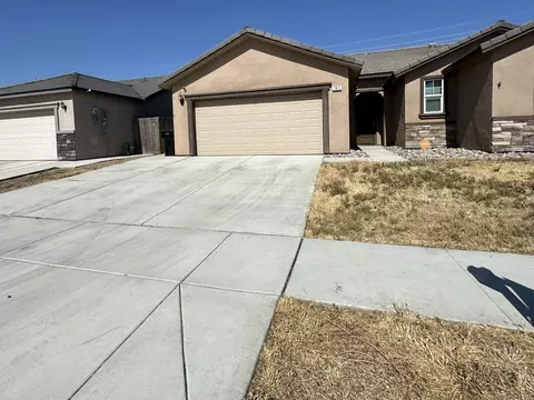 745 Aliso Ave, Lemoore, CA 93245