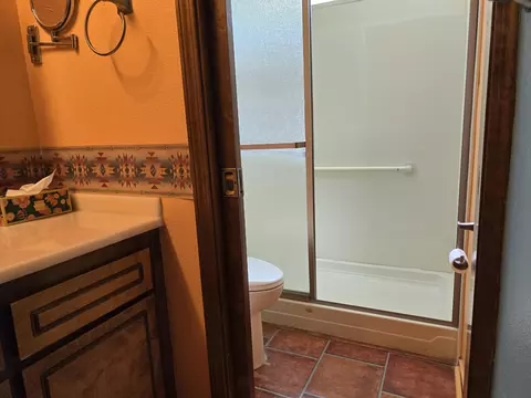1944 E Harold Ave, Visalia, CA 93292 photo 13
