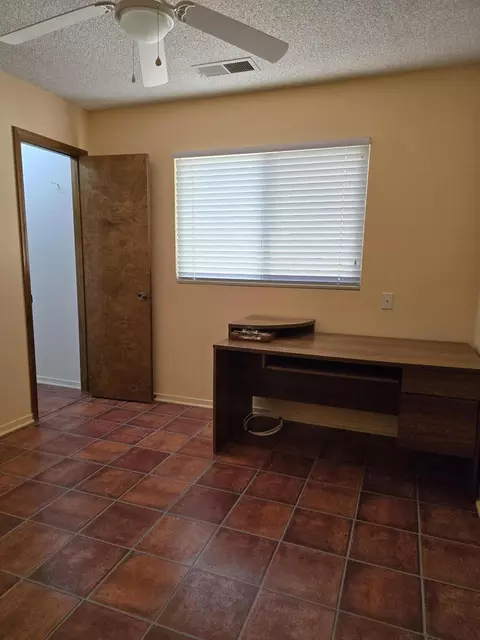 1944 E Harold Ave, Visalia, CA 93292 photo 16