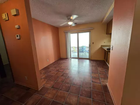 1944 E Harold Ave, Visalia, CA 93292 photo 8