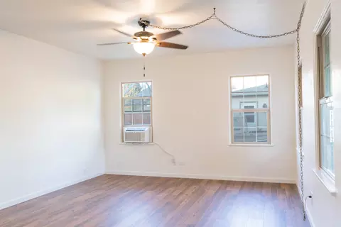812 E Inyo Ave, Tulare, CA 93274 photo 3