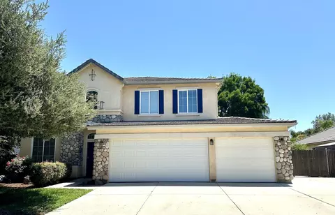 3616 N Mendonca St, Visalia, CA 93291