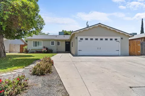 579 Oakmont Ave, Porterville, CA 93257