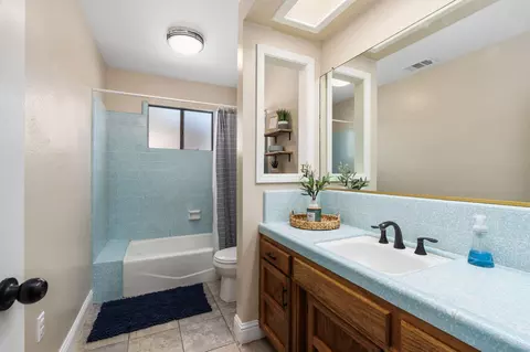 2402 E Vassar Dr, Visalia, CA 93292 photo 18