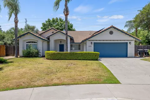 1535 S Laguna St, Visalia, CA 93292