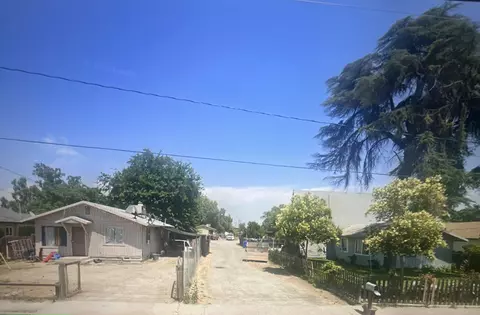 248 S Elm St #4, Pixley, CA 93256