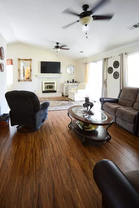 736 Vista Ct, Exeter, CA 93221 photo 7