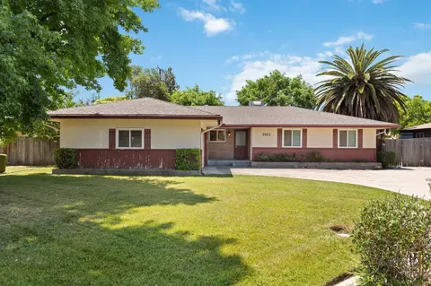 2823 W Royal Oaks Dr, Visalia, CA 93277