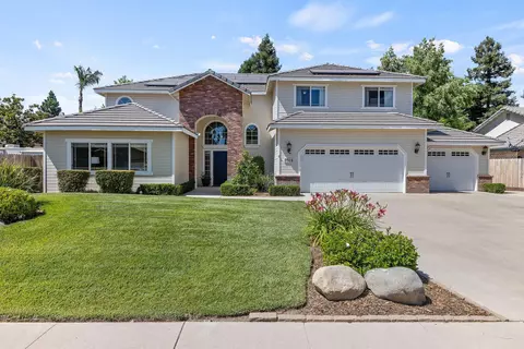 3916 E Howard Ave, Visalia, CA 93292