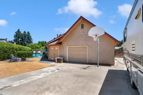 2512 E Vassar Ct, Visalia, CA 93292 photo 47