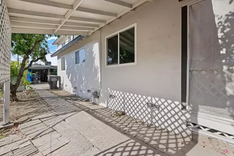 502 E Sequoia Ave, Visalia, CA 93292 photo 33