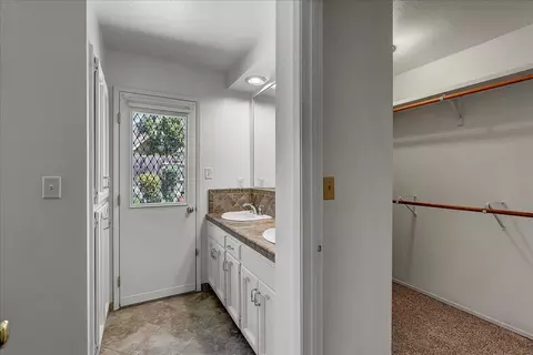 140 E Paseo Ave, Visalia, CA 93277 photo 27