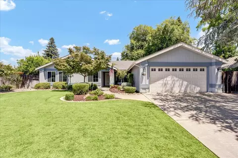 140 E Paseo Ave, Visalia, CA 93277