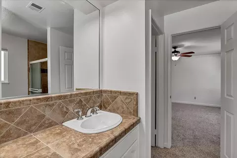 140 E Paseo Ave, Visalia, CA 93277 photo 29