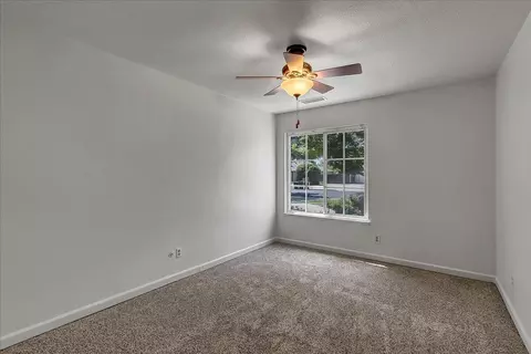 140 E Paseo Ave, Visalia, CA 93277 photo 20