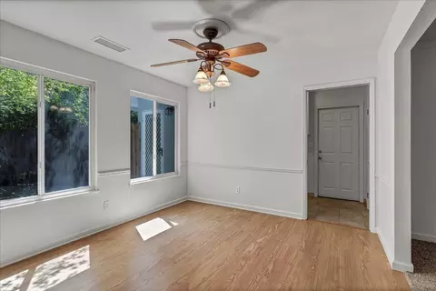 140 E Paseo Ave, Visalia, CA 93277 photo 8