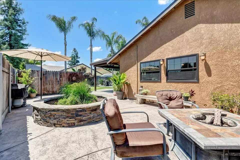  5923 W Iris Ct, Visalia, CA 93277 photo 37