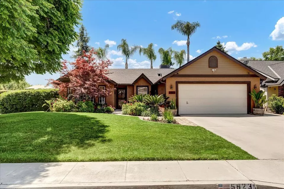  5923 W Iris Ct, Visalia, CA 93277 photo 1