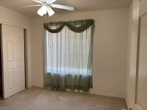 514 E Conway Ct, Visalia, CA 93292 photo 4