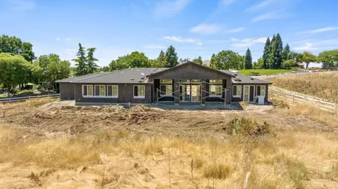 31786 Mill Dr, Springville, CA 93265 photo 5