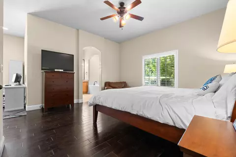 564 W Trenton Ave, Clovis, CA 93619 photo 35