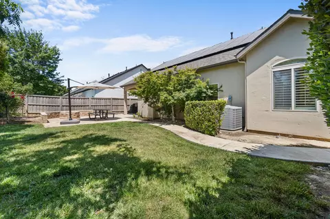 564 W Trenton Ave, Clovis, CA 93619 photo 46