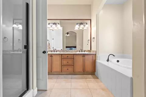 564 W Trenton Ave, Clovis, CA 93619 photo 37