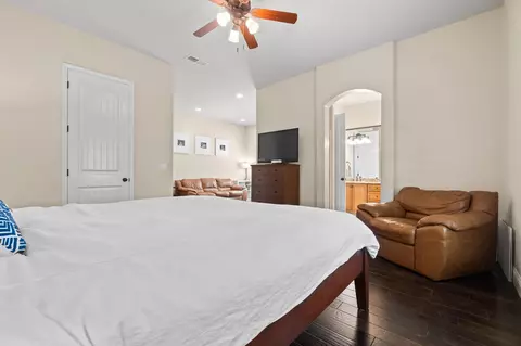 564 W Trenton Ave, Clovis, CA 93619 photo 36