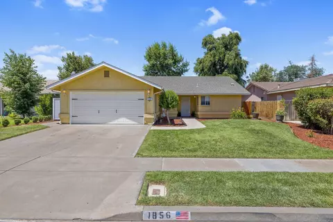 1856 E Levin Ave, Tulare, CA 93274