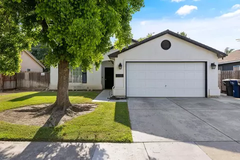1100 Lampe St, Tulare, CA 93274