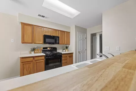 3911 E Harvard Ave, Visalia, CA 93292 photo 16