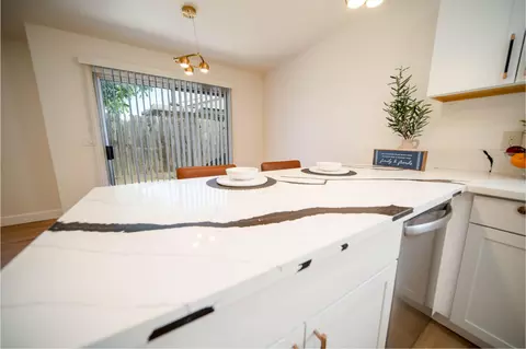 219 E Prospect Ave, Visalia, CA 93291 photo 10
