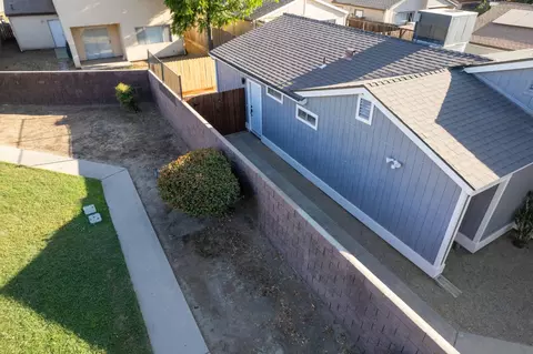 219 E Prospect Ave, Visalia, CA 93291 photo 29