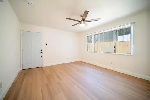 219 E Prospect Ave, Visalia, CA 93291 photo 7